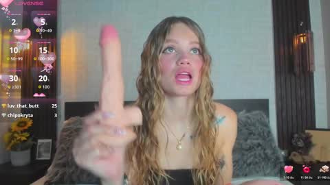 Briana online show from November 18, 3:35 pm