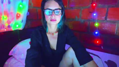 Brianna garnerr online show from May 17, 10:36 am