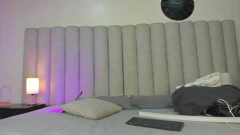 brianna online show from December 10, 11:11 am