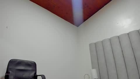 brianna online show from December 17, 11:28 am