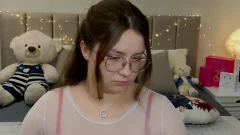 briarwynn online show from May 18, 6:47 pm