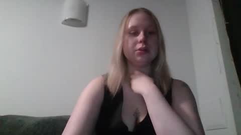 bridget_kiss online show from April 13, 8:20 pm