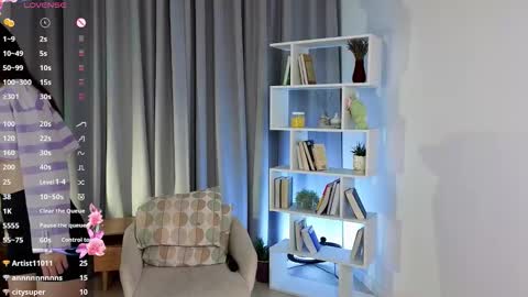 Hanna online show from January 11, 1:43 am