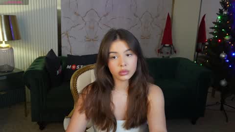 Diamonds Girls online show from December 11, 11:54 pm