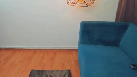 brilliantegirl_ online show from May 24, 11:09 am