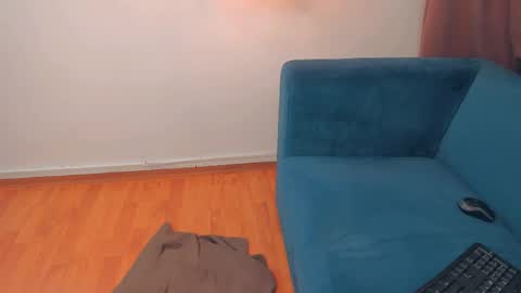 brilliantegirl_ online show from May 4, 12:31 pm