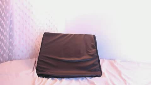 brillit_squirt online show from May 23, 11:14 pm