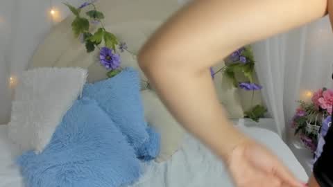 Brithany Rousee online show from January 13, 4:19 pm