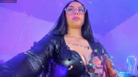 Brithany online show from May 11, 4:04 pm