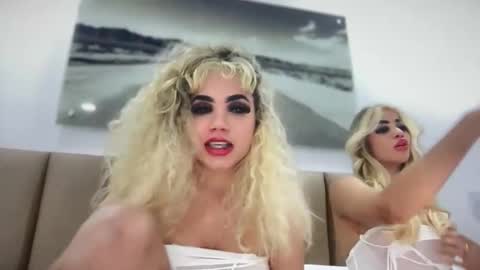 brithneysquirt online show from October 20, 9:56 am