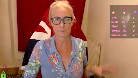 Snapshot of britishladya chatting on September 16, 8:06 pm Lady Annabelle Montgomery online show from September 16, 8:06 pm