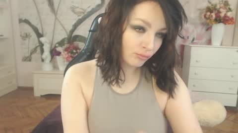 britneybarker online show from May 5, 4:48 am