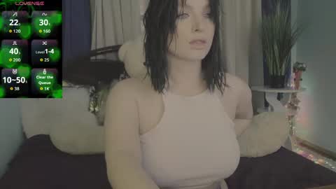 britneybarker online show from May 13, 12:44 pm