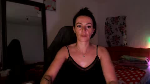 Britney online show from May 19, 8:38 pm