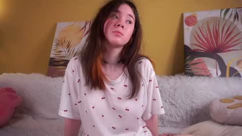 Lina online show from May 19, 2:02 pm