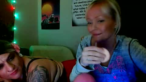 brittneychats81 online show from March 28, 9:09 am