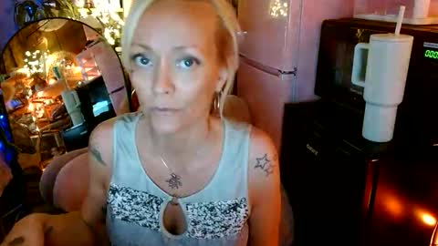 brittneychats81 online show from May 27, 1:16 am