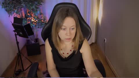 Brooke online show from March 8, 8:46 pm