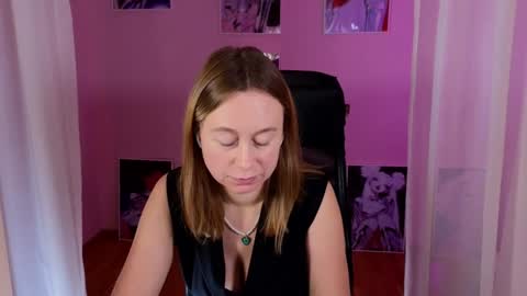 Brooke online show from December 3, 9:34 pm
