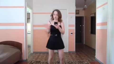 Lina online show from May 25, 11:20 am