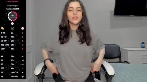 broosnica1 online show from December 5, 11:33 am