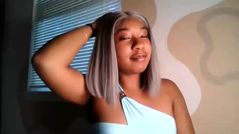 Brownsuagrcutie online show from May 24, 11:47 pm