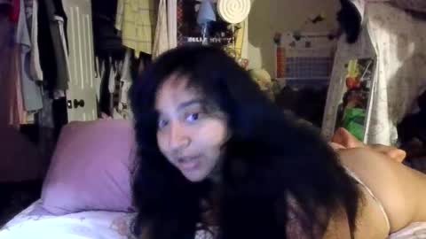 brujerita_dmota online show from July 3, 3:23 am