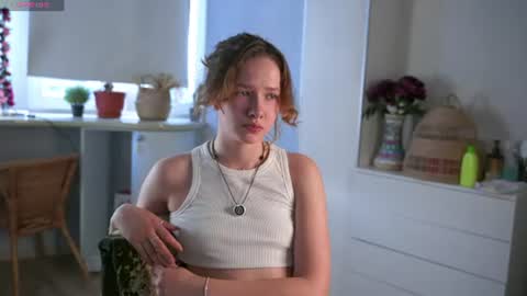 Tess online show from June 12, 2:14 pm