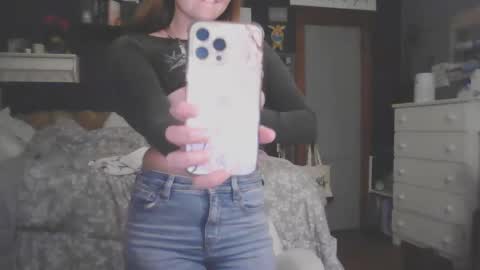 brunettebaby040 online show from October 28, 4:07 am