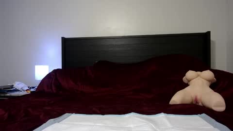 Queen Lola XXX online show from November 19, 6:46 am