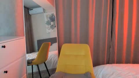 bubbling_crush online show from November 19, 11:16 pm