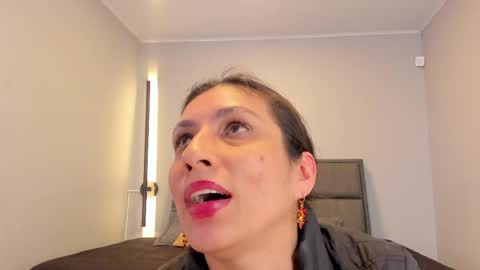 Bulma Bambina online show from May 27, 1:57 am