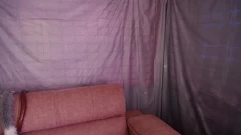 NINA online show from February 14, 3:25 pm