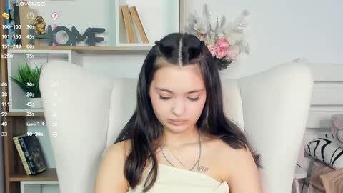 Aria online show from April 29, 8:28 am