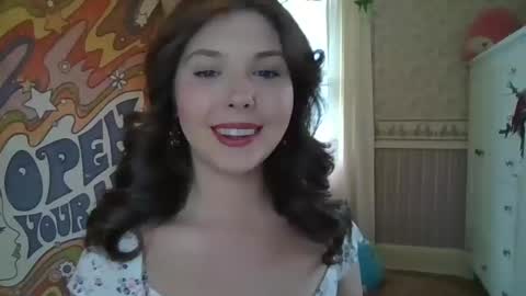 Snapshot of bunnyabigail chatting on December 9, 6:57 pm Abigail Grace online show from December 9, 6:57 pm