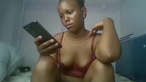 bunnydiva_ online show from May 19, 1:56 am