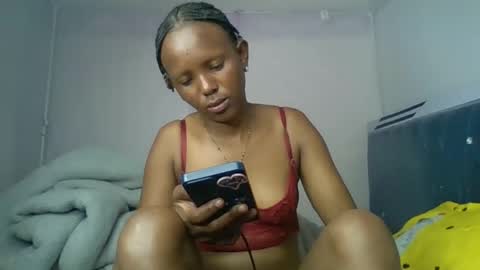 bunnydiva_ online show from May 9, 10:39 am
