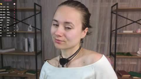 Lizy online show from May 24, 8:30 pm