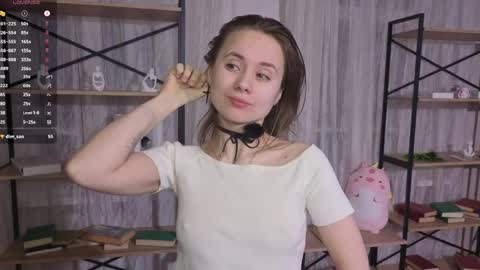Lizy online show from May 9, 8:22 pm