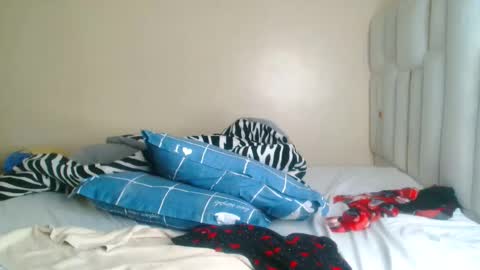 busty_mellons69 online show from May 6, 2:10 pm