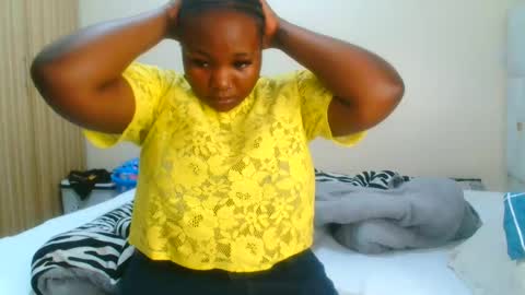 busty_mellons69 online show from May 4, 11:03 am