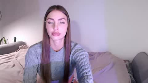 Snapshot of butterflys_ chatting on September 29, 9:42 pm Lauren online show from September 29, 9:42 pm