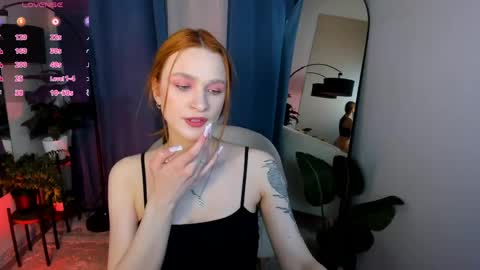 Polly online show from May 15, 9:50 pm
