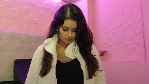 Caisy online show from January 6, 8:12 pm