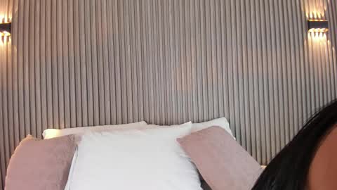 Caitlyn  online show from March 13, 12:06 pm