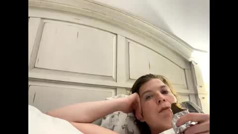 cajunbabe247 online show from April 3, 7:39 am