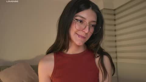   online show from May 26, 2:33 am