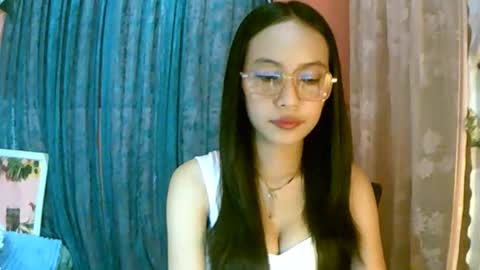 Freya online show from November 22, 10:51 am