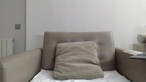 callme_kim online show from May 5, 8:12 pm