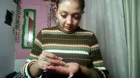 paula online show from May 24, 4:44 am